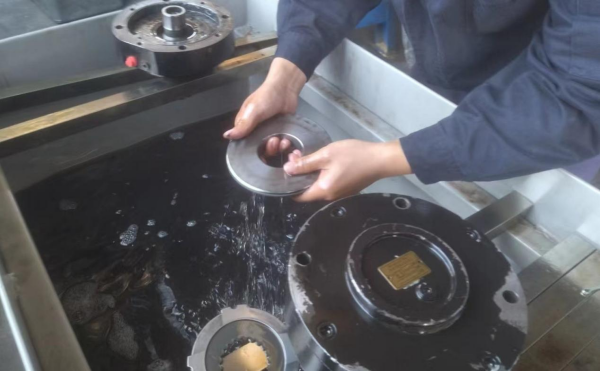 乐鱼手机网页版登录入口,湖南车载式高空作业平台